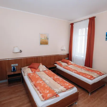 Penzion Fan Karlowe Wary Zewnętrze zdjęcie