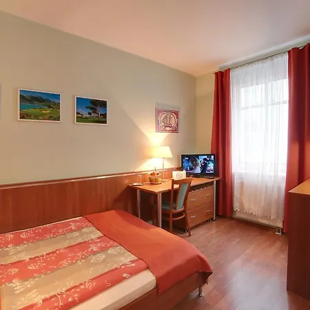 Penzion Fan Karlowe Wary Zewnętrze zdjęcie