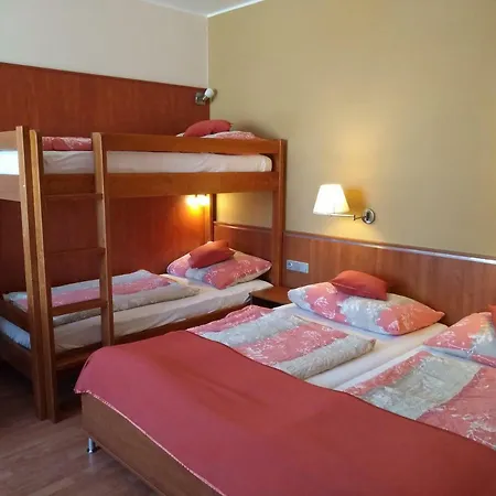 Penzion Fan Karlowe Wary Zewnętrze zdjęcie